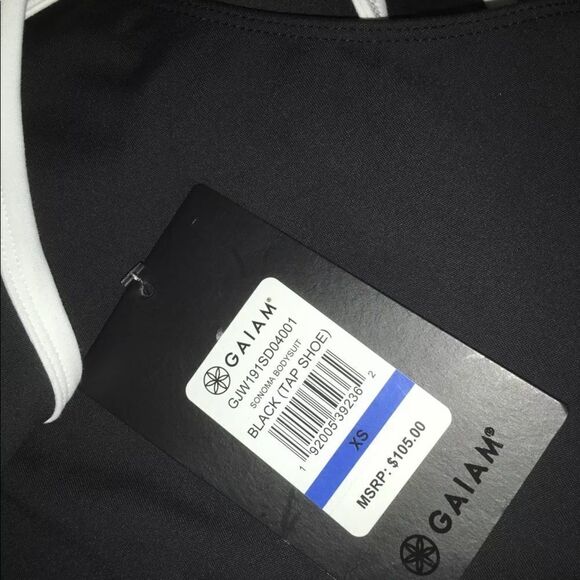 New GAIAM SONOMA  bodysuit Black /WhiteMSRP$105.00 - Picture 4 of 5
